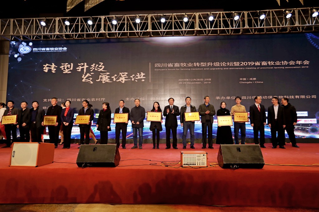 news04.jpg news04.jpg