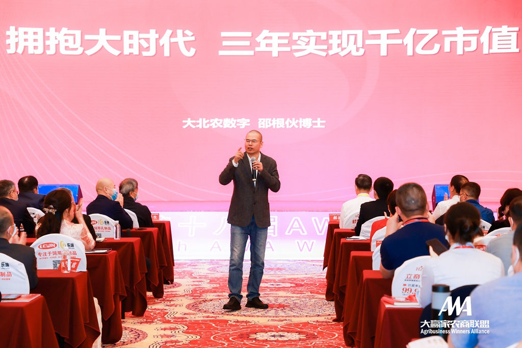 news03.jpg news03.jpg